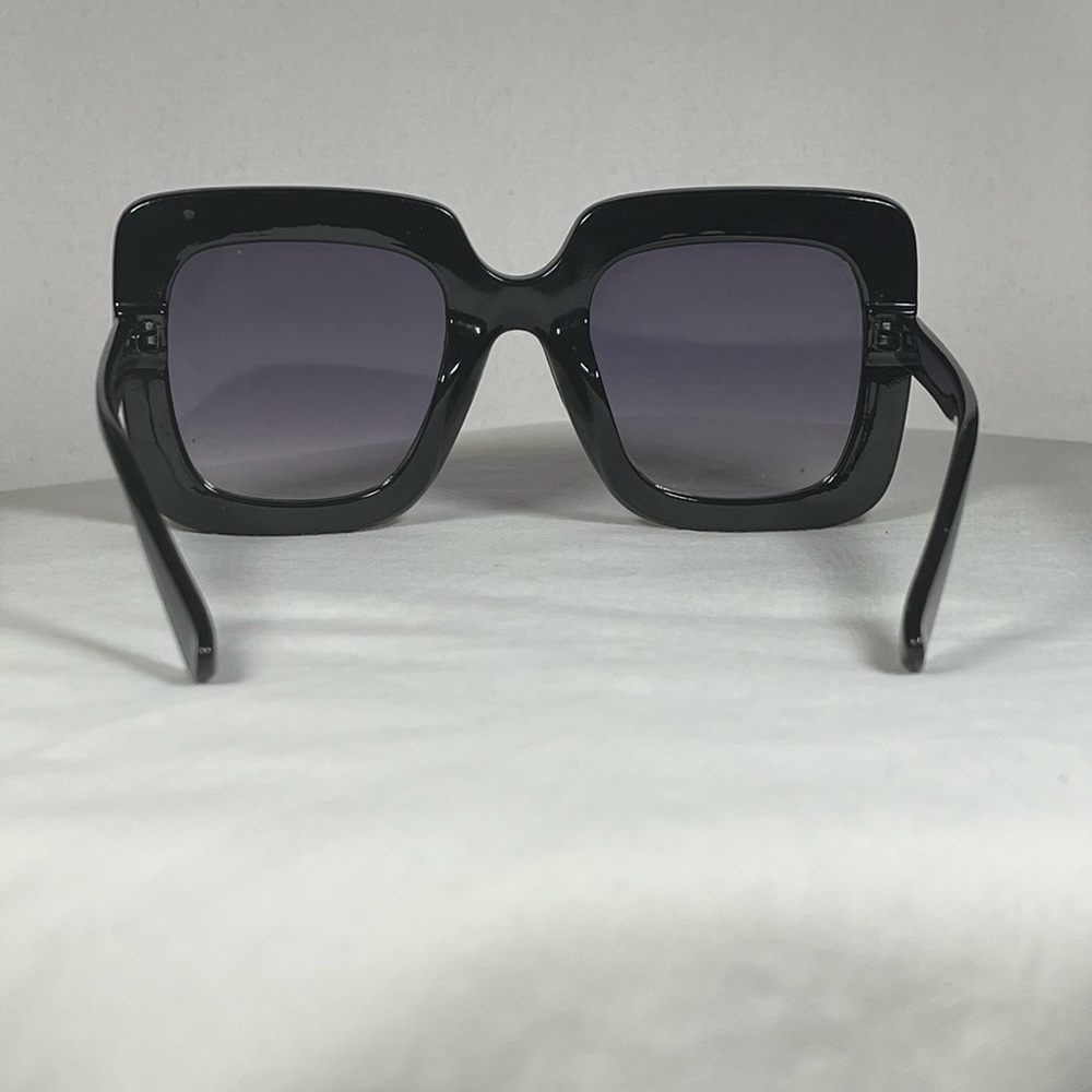 Square Bling Sunglasses - Picture 2 of 3